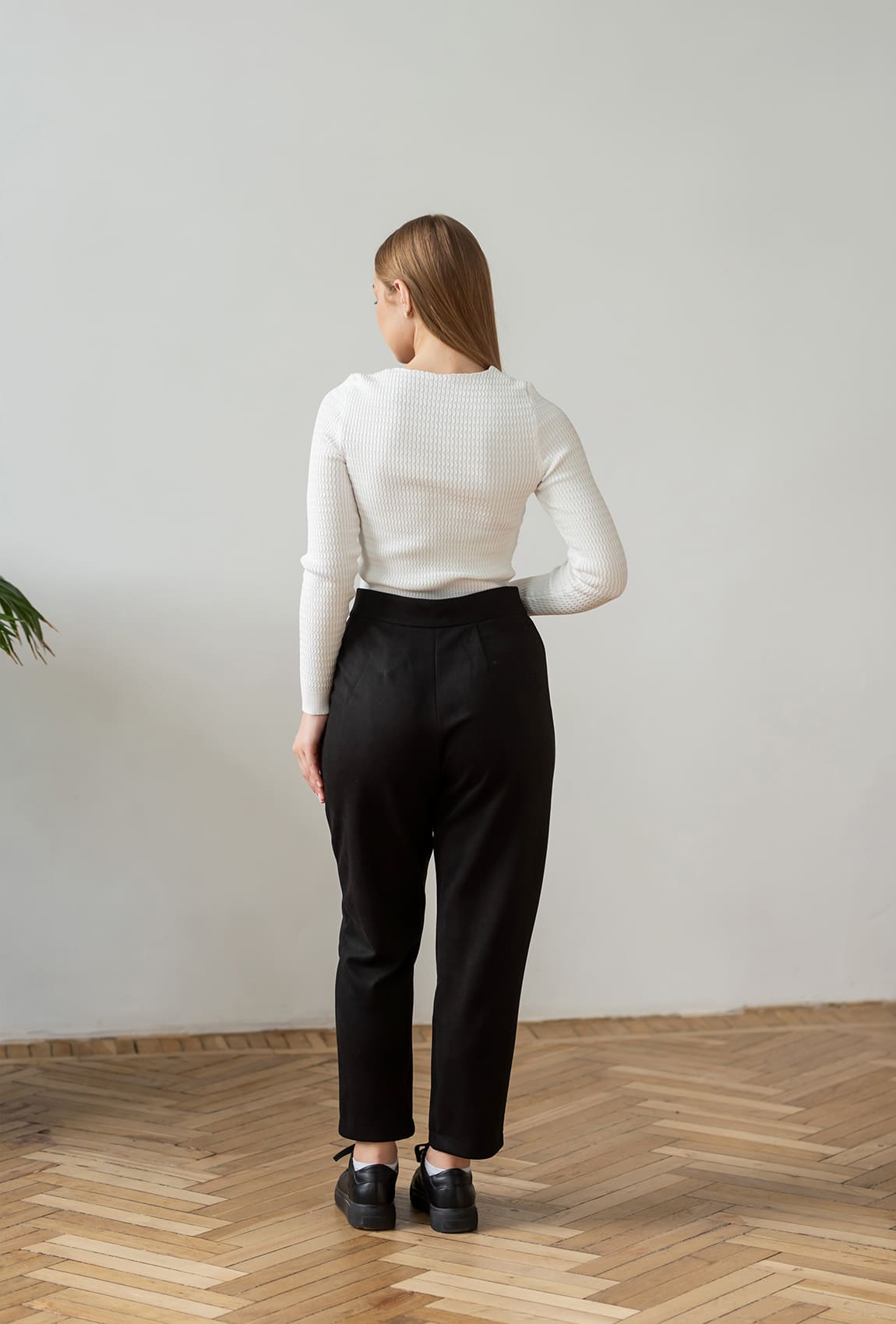 Черные замшевые штаны —  377711. Maritel. Изображенние 1