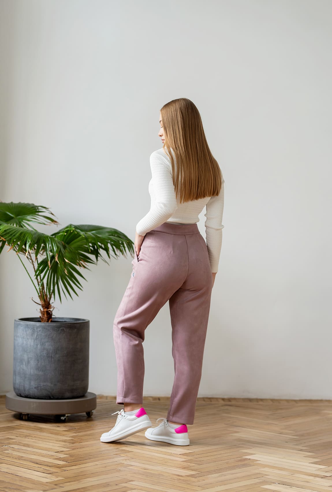 Лавандовые замшевые брюки —  309272. Maritel. Изображенние 1