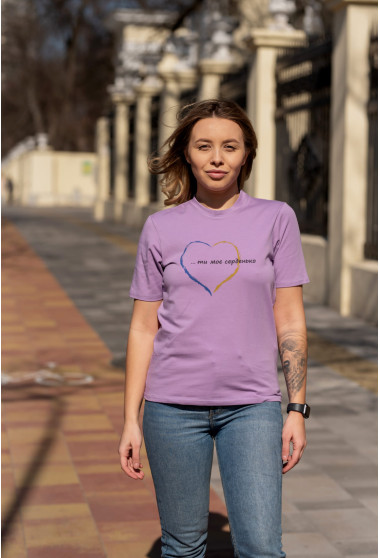 Лавандовая футболка с принтом. Maritel. Изображенние 2 Лавандовая футболка с принтом. Maritel. Изображенние 2