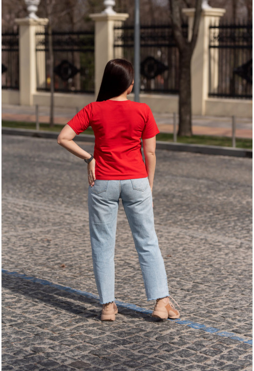 Червона футболка з принтом — 938499. Maritel. Зображення 2 Червона футболка з принтом — 938499. Maritel. Зображення 2