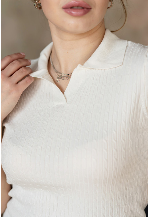 Молочна футболка поло косичка — 860683. Maritel. Зображення 2 Молочна футболка поло косичка — 860683. Maritel. Зображення 2