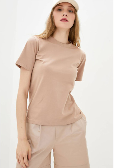 Бежевая базовая футболка. Maritel. Изображенние 6