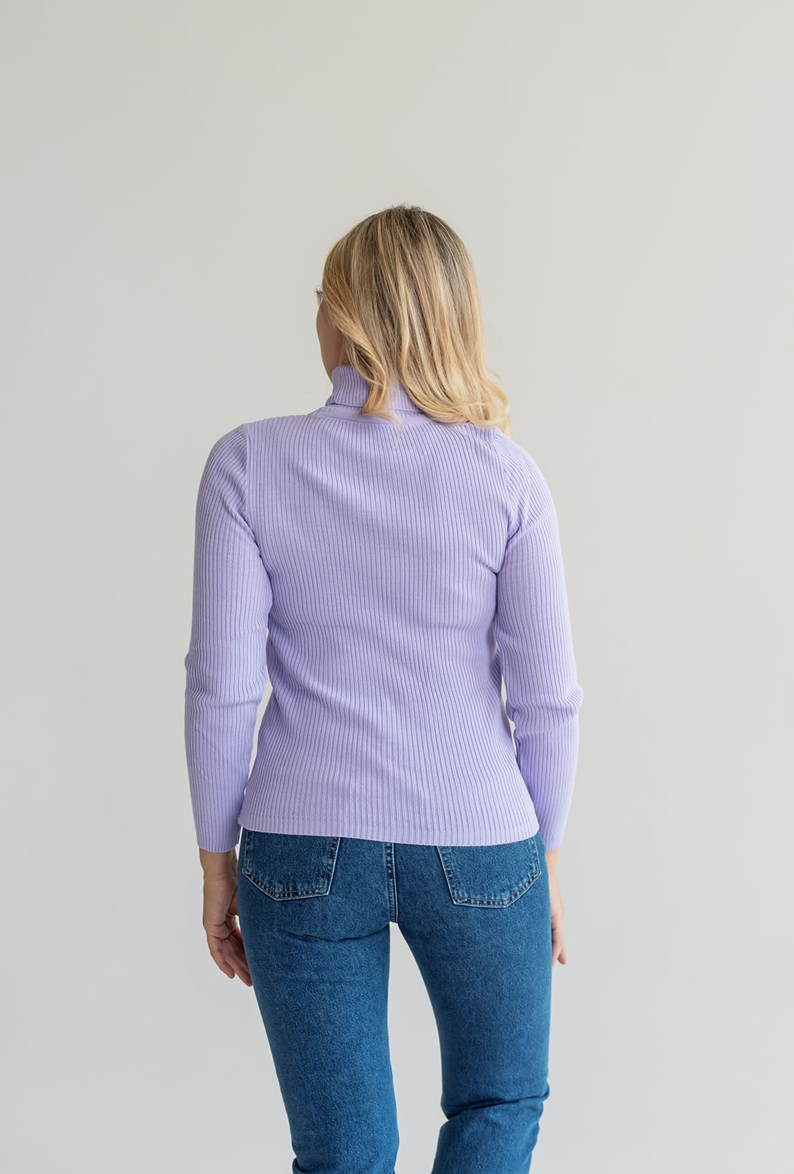 Лавандовий гольф в рубчик — 125908. Maritel. Зображення 1 Лавандовий гольф в рубчик — 125908. Maritel. Зображення 1