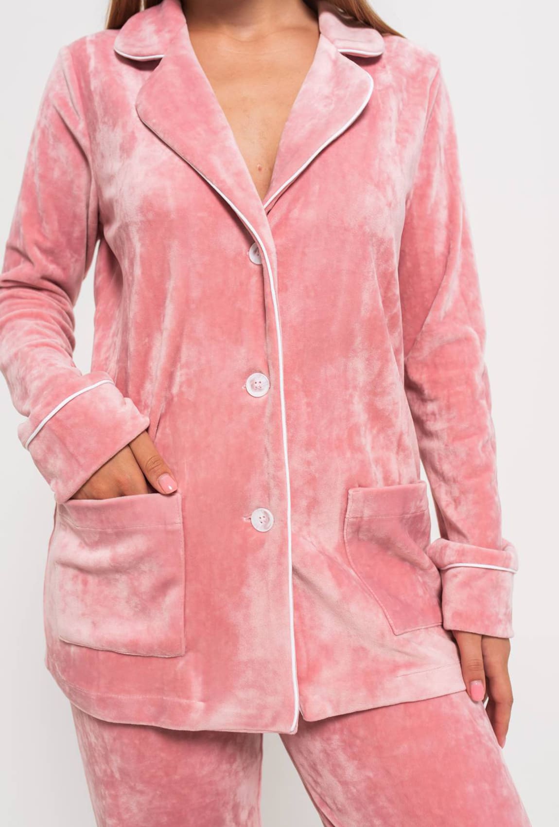 Розовый костюм кант на пуговицах —  935150. Maritel. Изображенние 1 Розовый костюм кант на пуговицах —  935150. Maritel. Изображенние 1