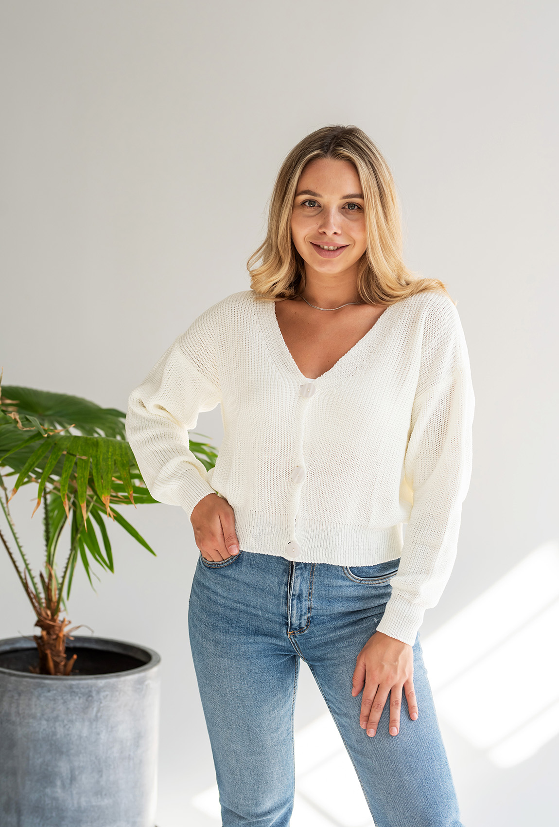 Молочний кардиган вкорочений — 802813. Maritel Молочний кардиган вкорочений — 802813. Maritel