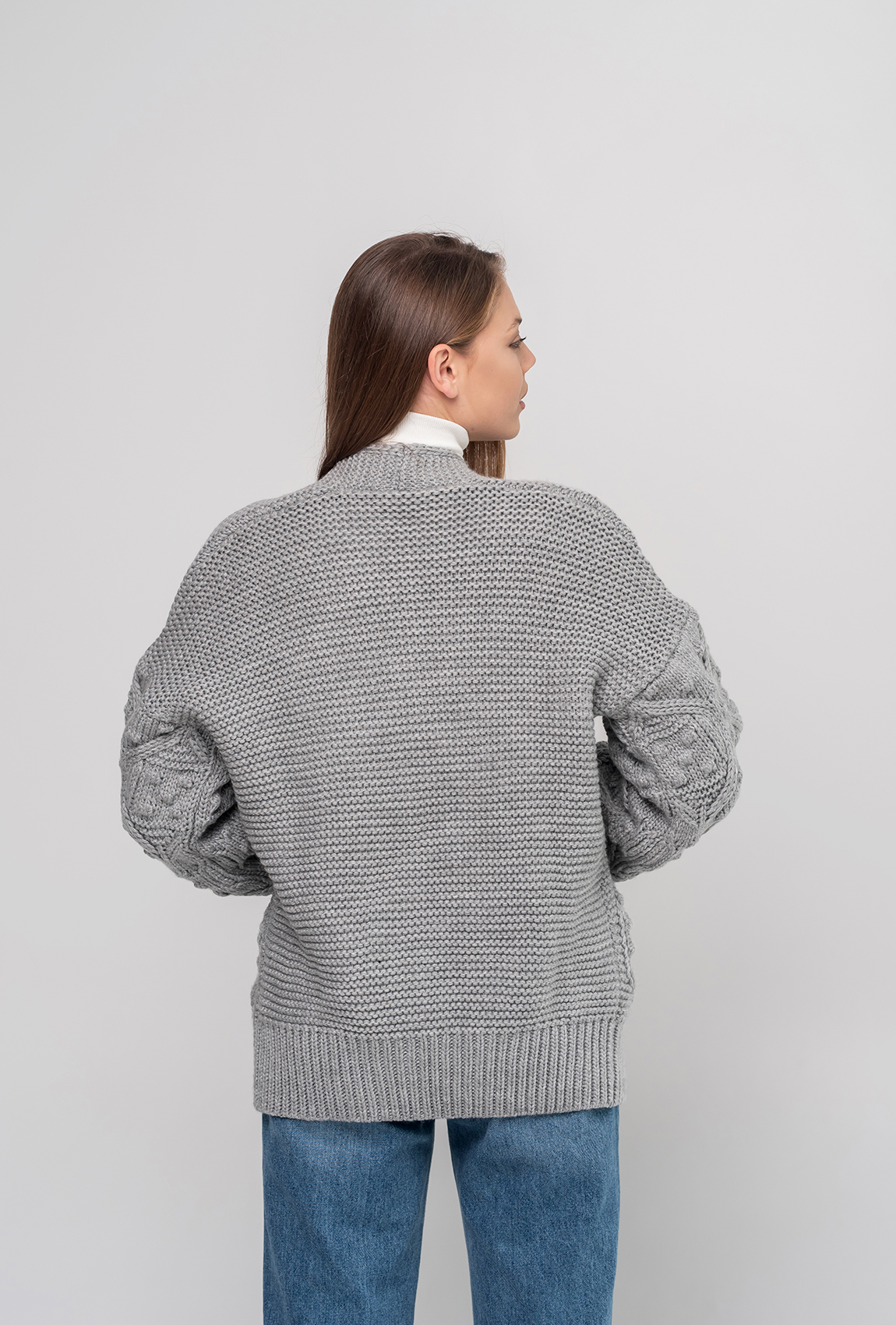 Сірий кардиган — 428618. Maritel. Зображення 2 Сірий кардиган — 428618. Maritel. Зображення 2