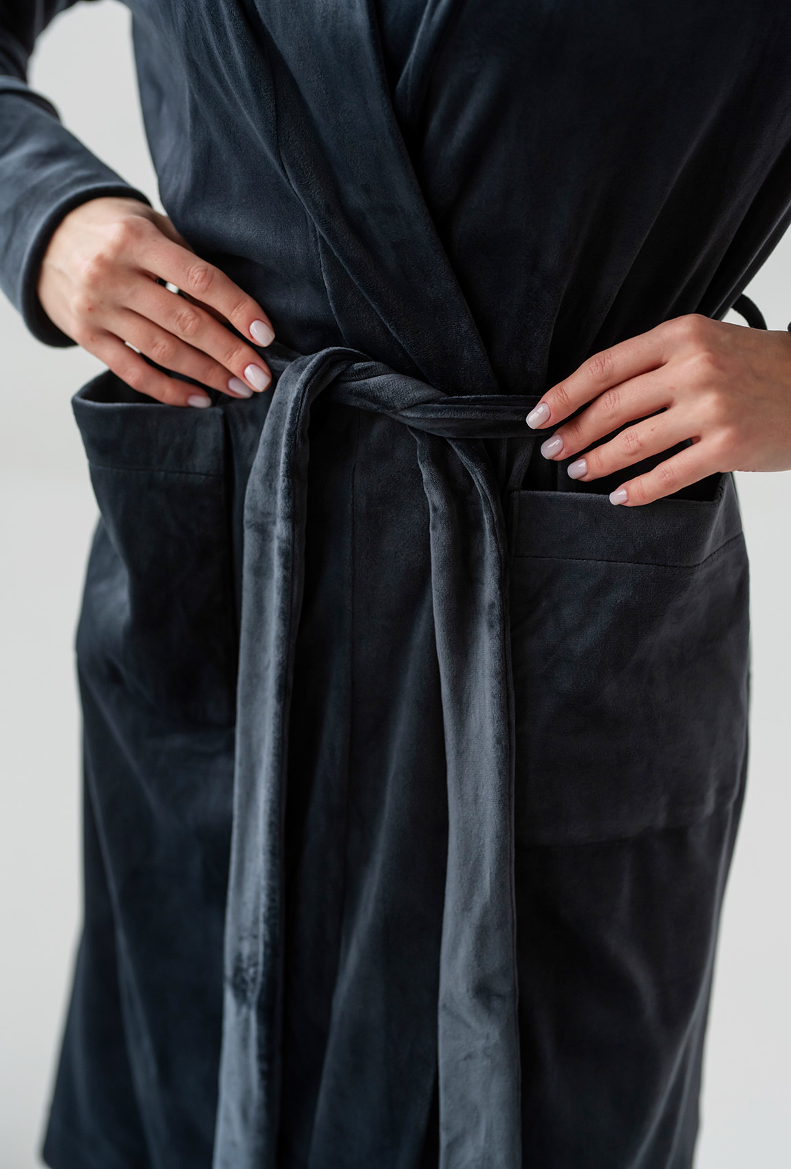 Серый велюровый халат Maritel —  402125. Maritel. Изображенние 4