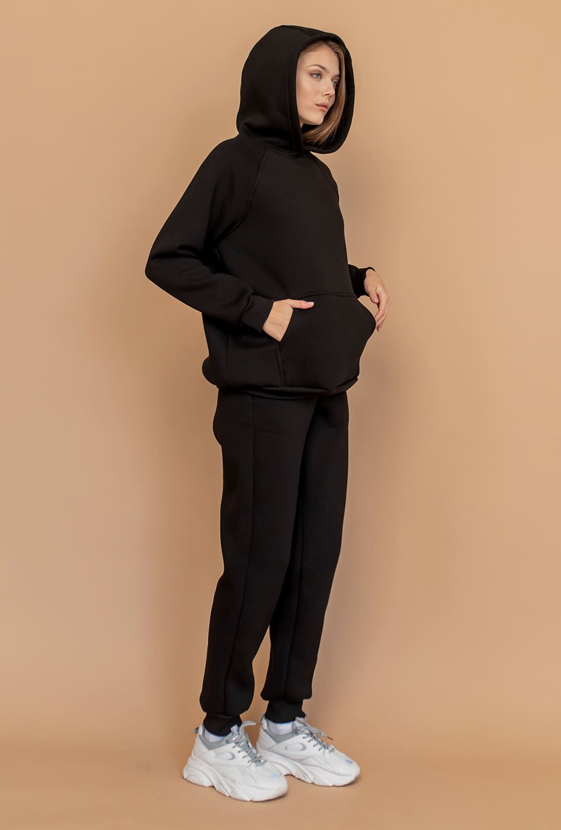 Чорний костюм худі футер з довязом  —  423175. Maritel. Зображення 3 Чорний костюм худі футер з довязом  —  423175. Maritel. Зображення 3