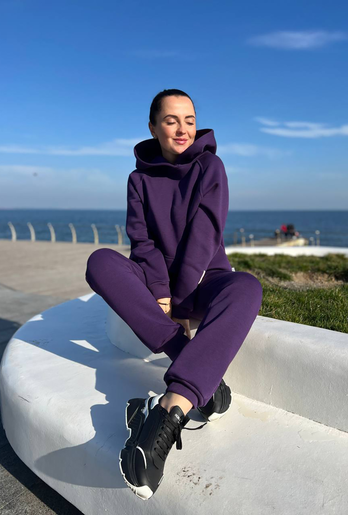 Фіолетовий костюм худі футер з довязом  —  819144. Maritel. Зображення 1 Фіолетовий костюм худі футер з довязом  —  819144. Maritel. Зображення 1