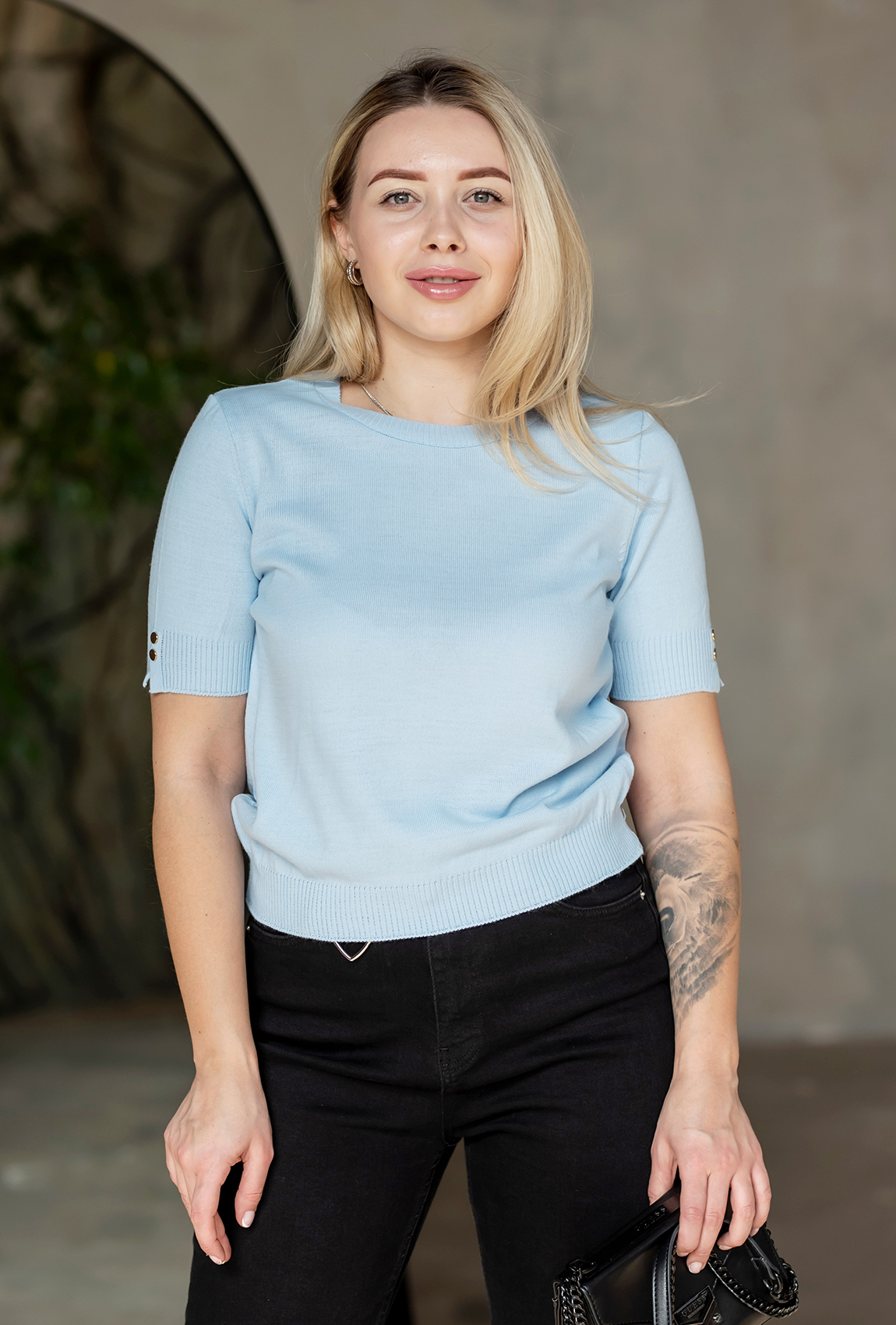 Голубая футболка вязка —  236930. Maritel Голубая футболка вязка —  236930. Maritel