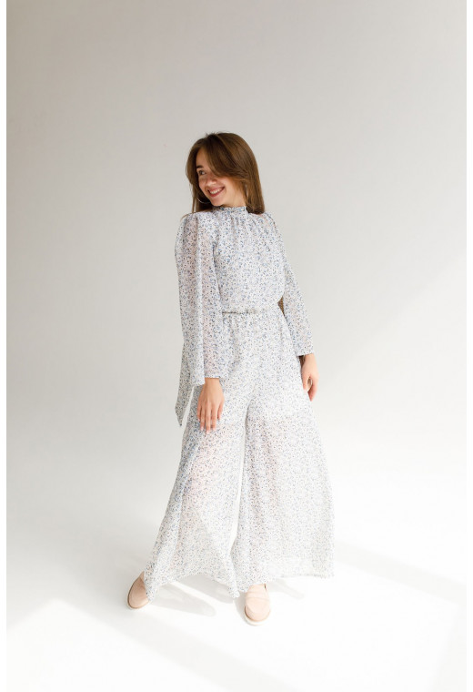 Белый шифоновый комбинезон в цветке — 217540. Maritel. Изображенние 2 Белый шифоновый комбинезон в цветке — 217540. Maritel. Изображенние 2