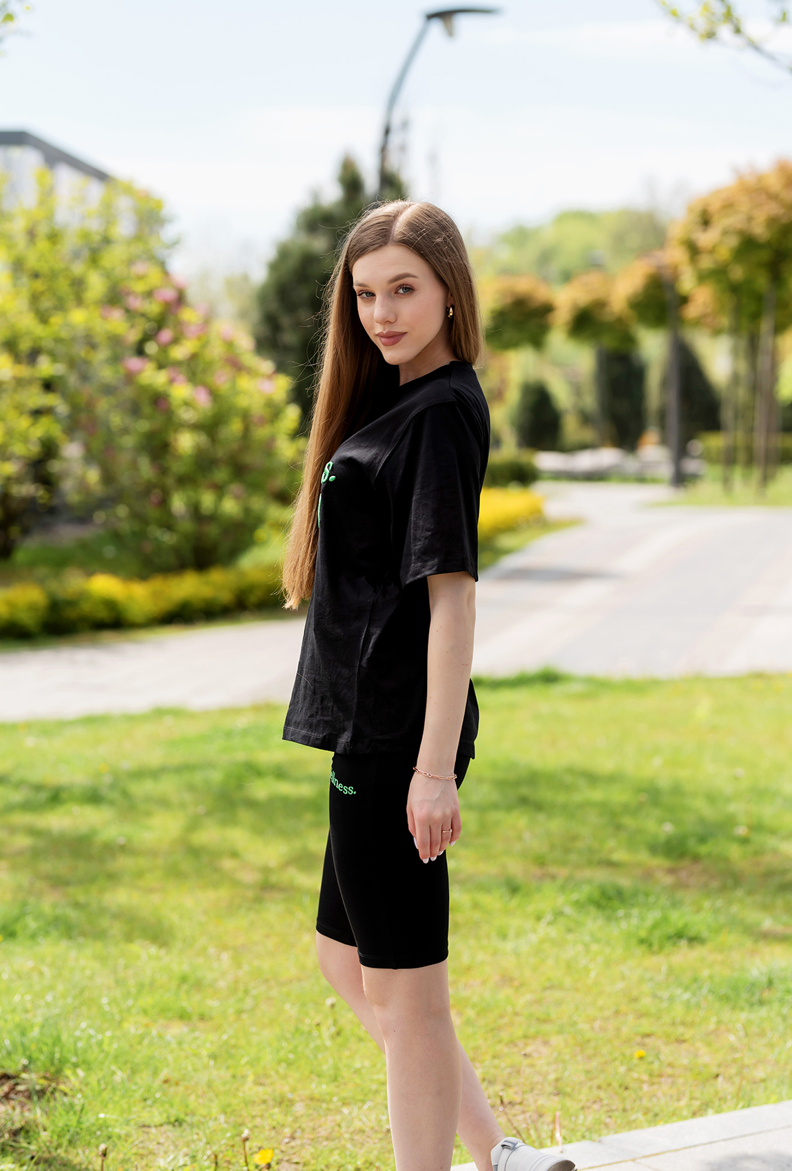 Черный костюм с велосипедками Wellness —  506565. Maritel. Изображенние 4 Черный костюм с велосипедками Wellness —  506565. Maritel. Изображенние 4