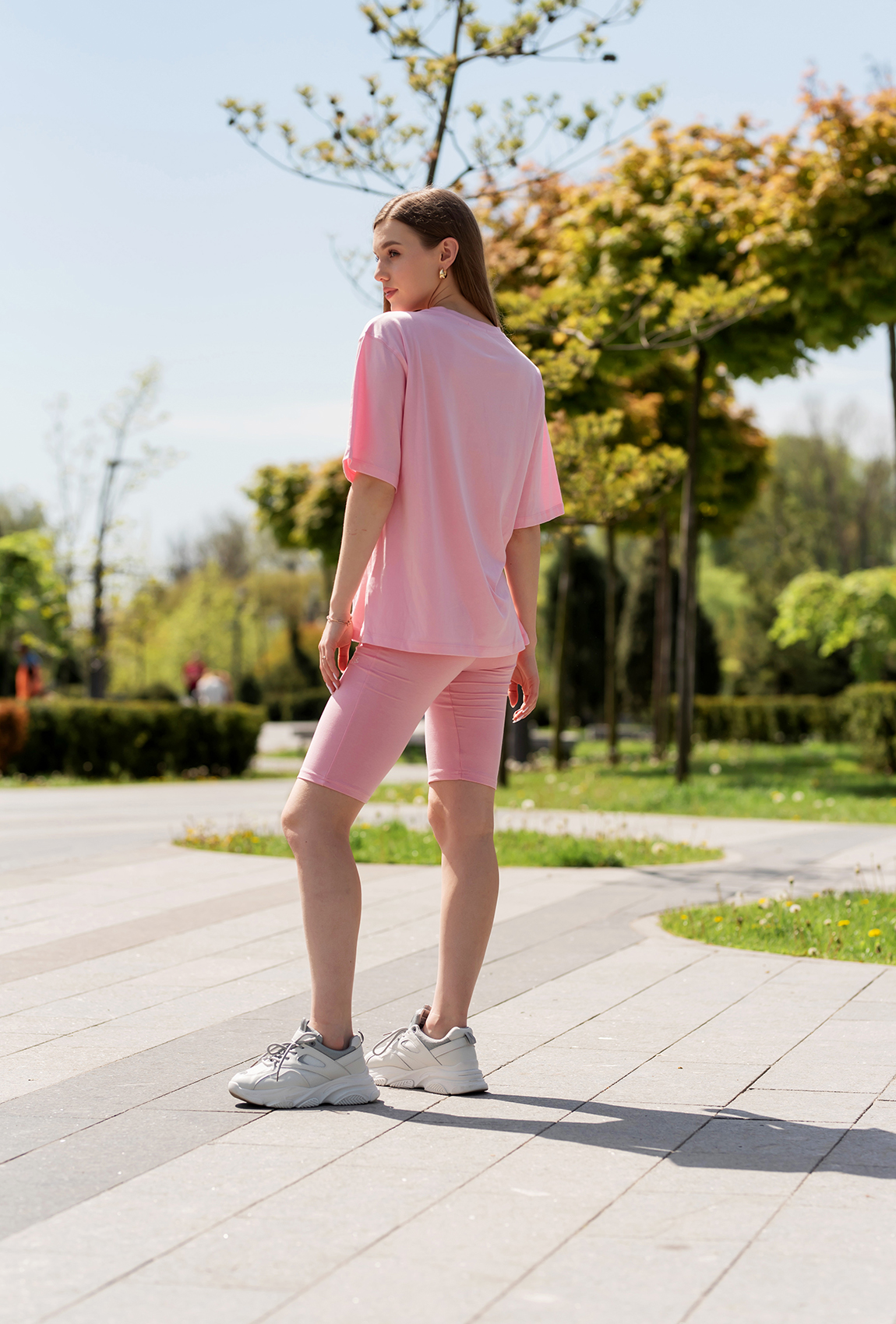 Розовый костюм с велосипедками Wellness  —  890255. Maritel. Изображенние 3 Розовый костюм с велосипедками Wellness  —  890255. Maritel. Изображенние 3