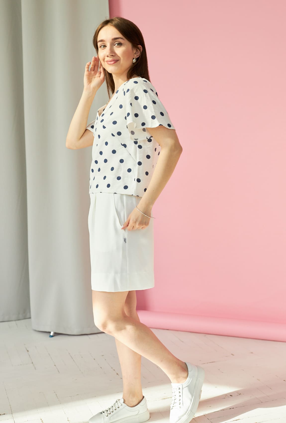 Белый костюм бриз в горошек — 447745. Maritel. Изображенние 1 Белый костюм бриз в горошек — 447745. Maritel. Изображенние 1