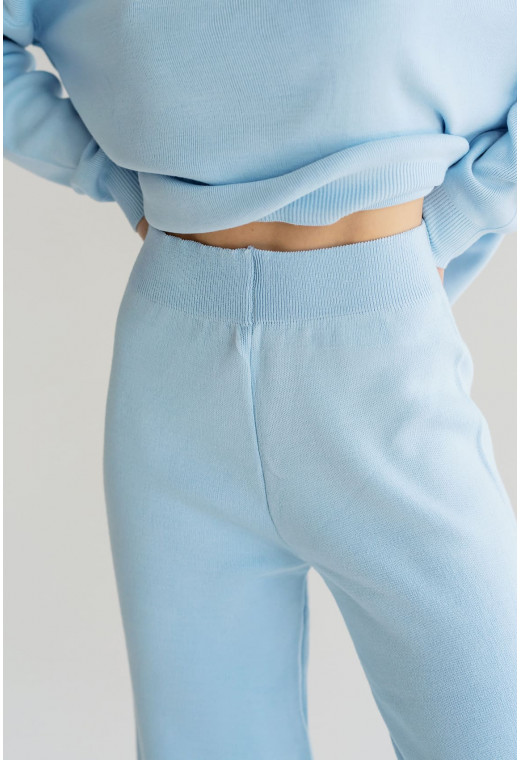 Голубой костюм джемпер и брюки — 949460. Maritel. Изображенние 1 Голубой костюм джемпер и брюки — 949460. Maritel. Изображенние 1