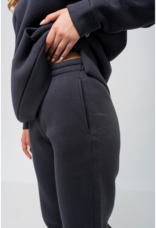 Графитовый спортивный костюм с худи футер — 947043. Maritel. Изображенние 1 Графитовый спортивный костюм с худи футер — 947043. Maritel. Изображенние 1