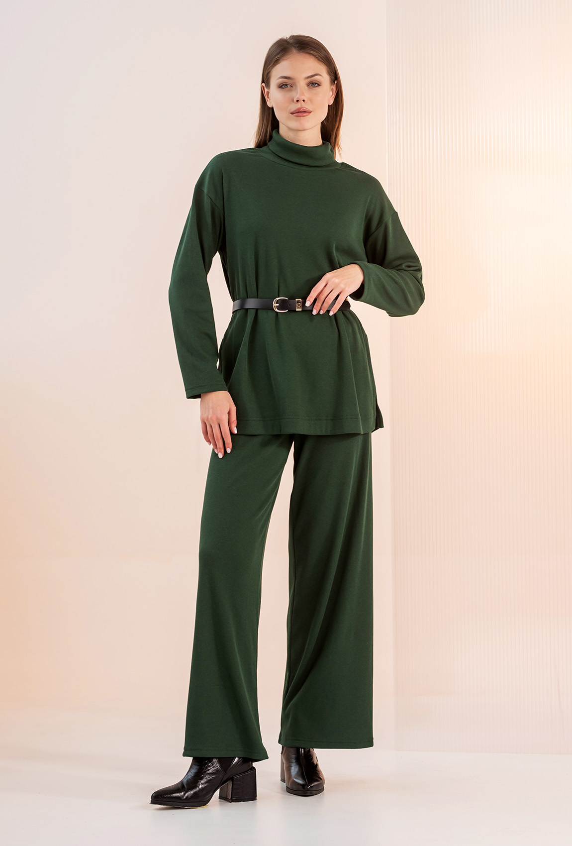 Изумрудный костюм комфорт — 523921. Maritel Изумрудный костюм комфорт — 523921. Maritel