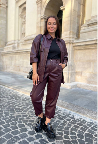 Бордовий костюм екошкіра . Maritel. Зображення 1