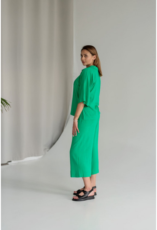 Зеленый льняной костюм с кюлотами — 528644. Maritel. Изображенние 1 Зеленый льняной костюм с кюлотами — 528644. Maritel. Изображенние 1