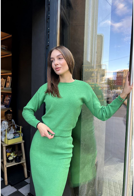 Зелений в'язаний костюм зі спідницею міді — 277662. Maritel. Зображення 1 Зелений в'язаний костюм зі спідницею міді — 277662. Maritel. Зображення 1
