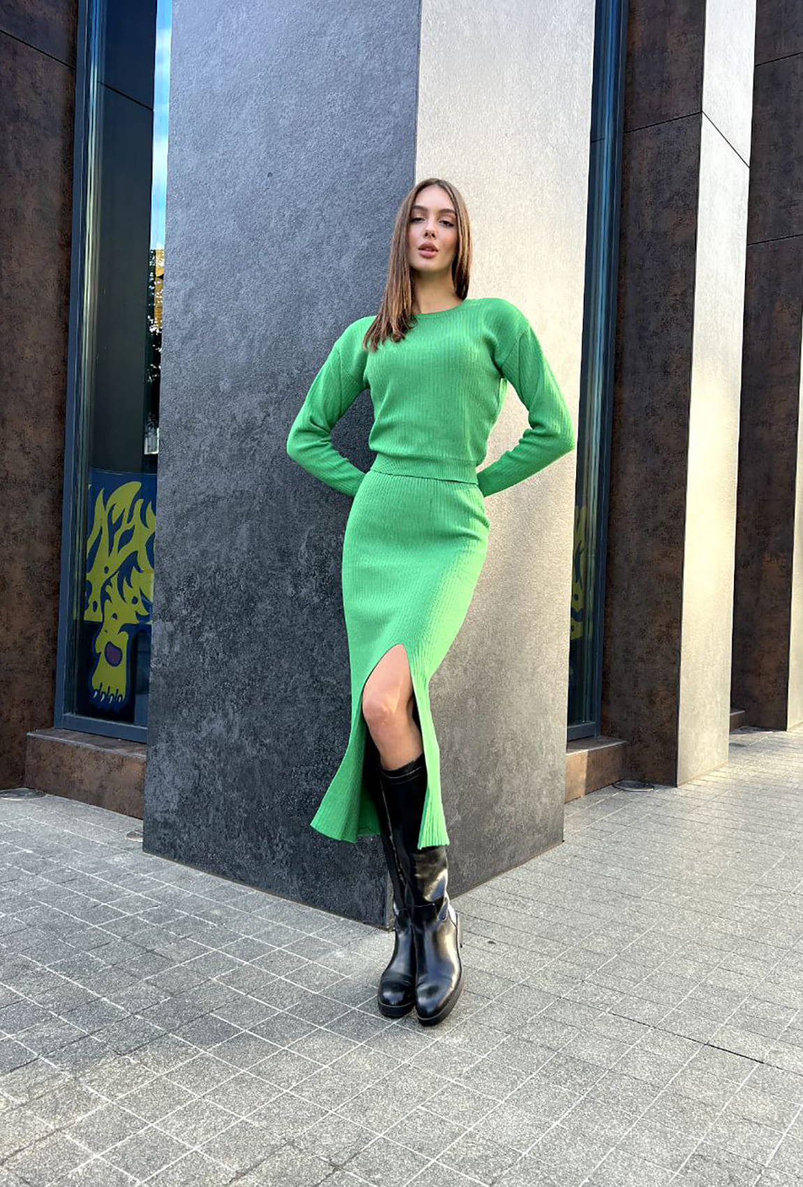 Зелений в'язаний костюм зі спідницею міді — 277662. Maritel Зелений в'язаний костюм зі спідницею міді — 277662. Maritel