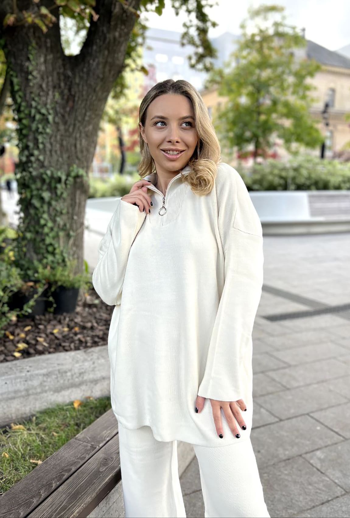 Молочный костюм вязаный с молнией кольцо — 596293. Maritel Молочный костюм вязаный с молнией кольцо — 596293. Maritel