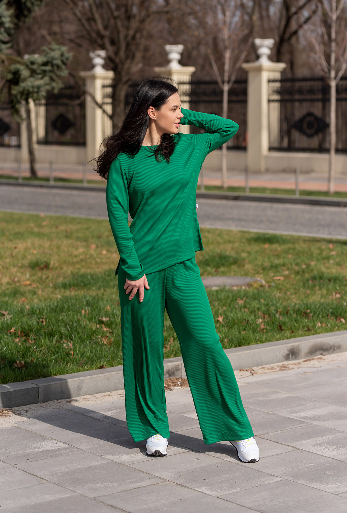 Зеленый костюм Натали — 258139. Maritel. Изображенние 1 Зеленый костюм Натали — 258139. Maritel. Изображенние 1