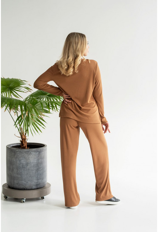 Коричневый костюм Натали — 859127. Maritel. Изображенние 1 Коричневый костюм Натали — 859127. Maritel. Изображенние 1