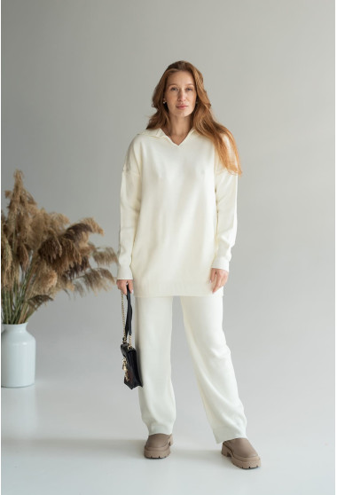 Молочний в'язаний костюм поло. Maritel. Зображення 1