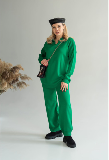 Зелений в'язаний костюм поло. Maritel. Зображення 3