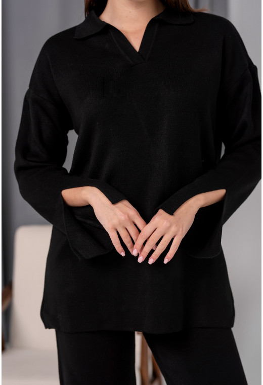 Черный костюм с воротничком поло — 750449. Maritel. Изображенние 2 Черный костюм с воротничком поло — 750449. Maritel. Изображенние 2