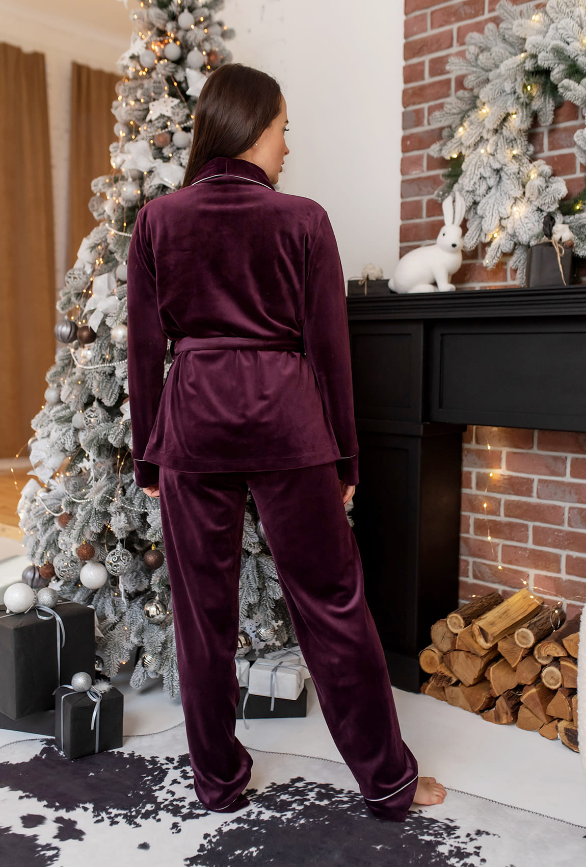 Інжирний велюровий костюм шаль з кишенями —  578230. Maritel. Зображення 1 Інжирний велюровий костюм шаль з кишенями —  578230. Maritel. Зображення 1