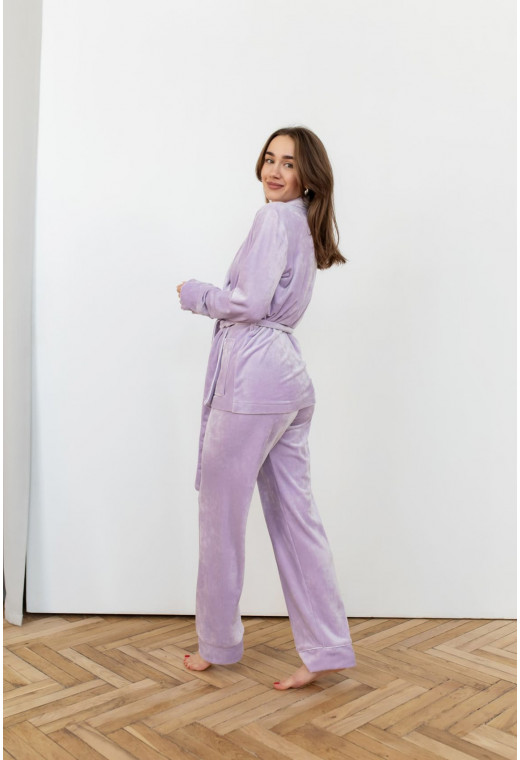 Лавандовий костюм з кишенею шаль — 737931. Maritel. Зображення 1 Лавандовий костюм з кишенею шаль — 737931. Maritel. Зображення 1