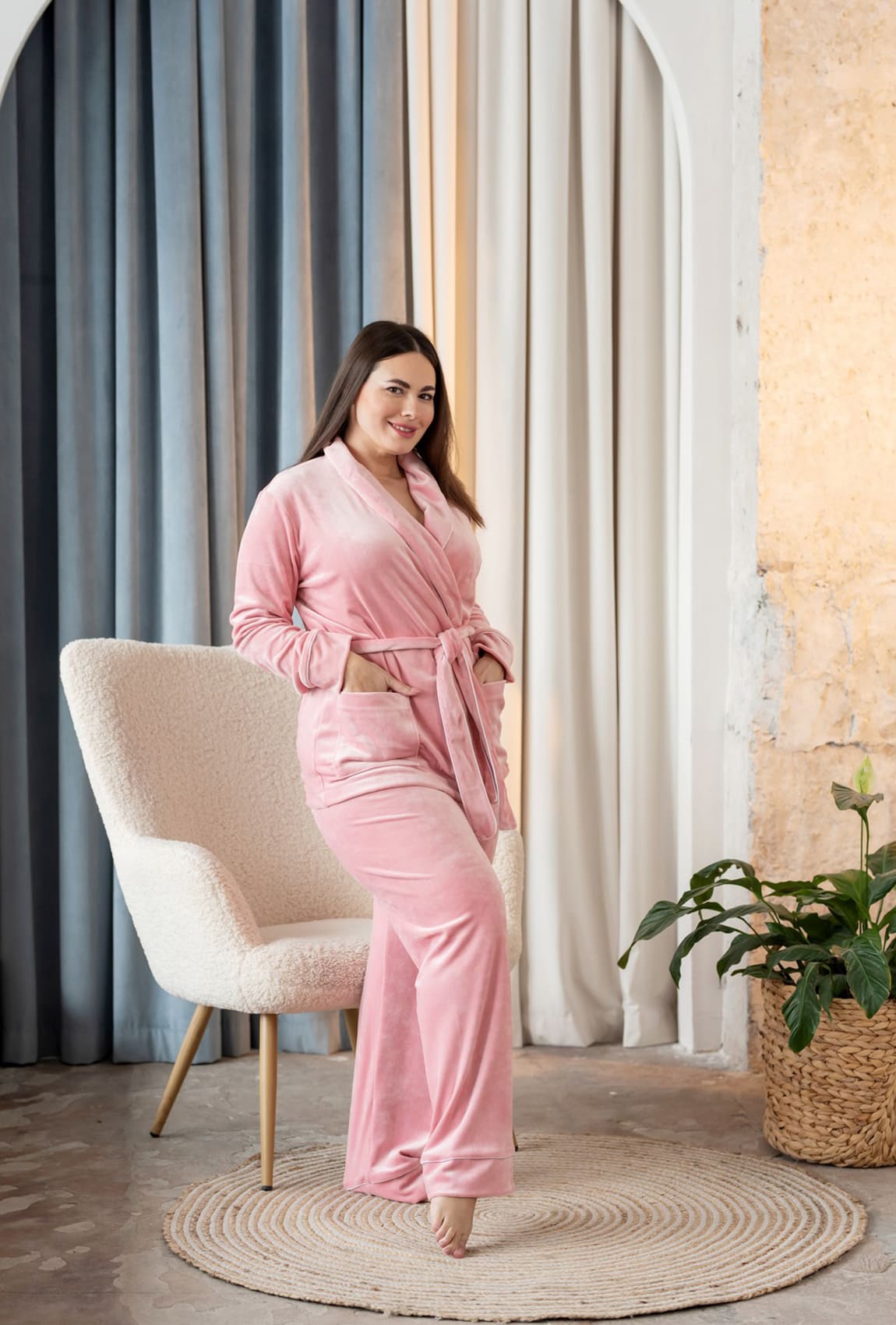 Розовый костюм с карманом шаль —  634484. Maritel. Изображенние 2