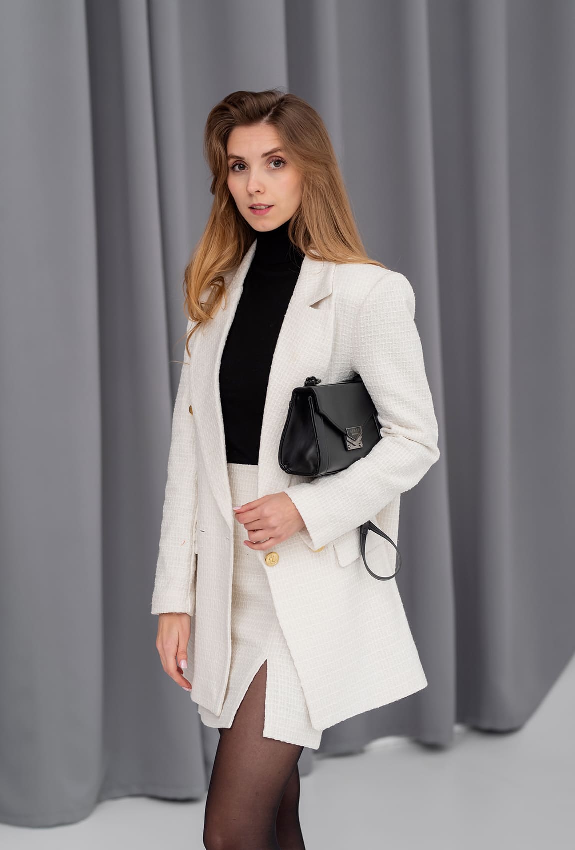 Молочний твідовий костюм зі спідницею —  891466. Maritel Молочний твідовий костюм зі спідницею —  891466. Maritel