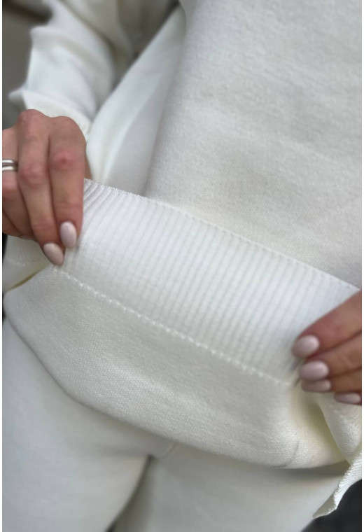 Молочный вязаный базовый костюм — 865856. Maritel. Изображенние 1 Молочный вязаный базовый костюм — 865856. Maritel. Изображенние 1