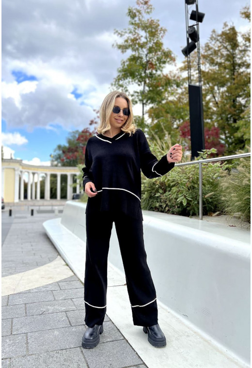 Черный вязаный костюм с кантом — 227124. Maritel. Изображенние 1 Черный вязаный костюм с кантом — 227124. Maritel. Изображенние 1