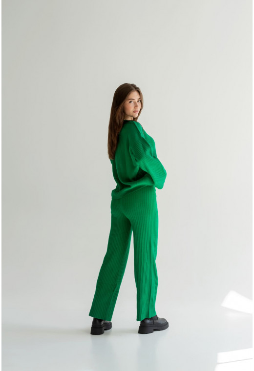 Зеленый вязаный костюм в рубчик — 565364. Maritel. Изображенние 2 Зеленый вязаный костюм в рубчик — 565364. Maritel. Изображенние 2