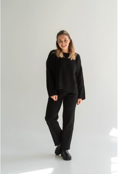 Чорний в'язаний костюм в рубчик. Maritel. Зображення 8