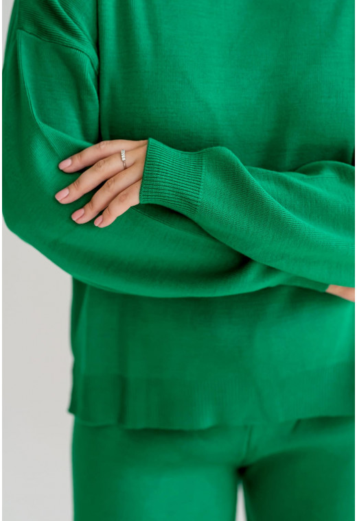 Зеленый костюм джемпер и брюки — 176922. Maritel. Изображенние 1 Зеленый костюм джемпер и брюки — 176922. Maritel. Изображенние 1
