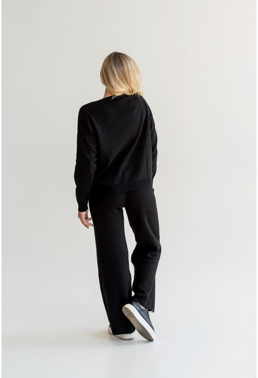 Черный костюм джемпер и брюки — 657924. Maritel. Изображенние 2 Черный костюм джемпер и брюки — 657924. Maritel. Изображенние 2