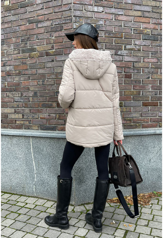 Бежевая куртка барашек —  872196. Maritel. Изображенние 1 Бежевая куртка барашек —  872196. Maritel. Изображенние 1