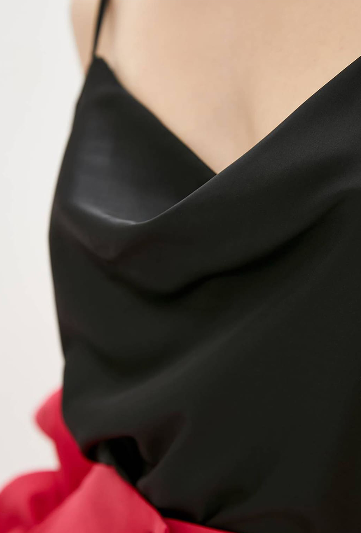 Чорна шовкова майка — 632392. Maritel. Зображення 1 Чорна шовкова майка — 632392. Maritel. Зображення 1