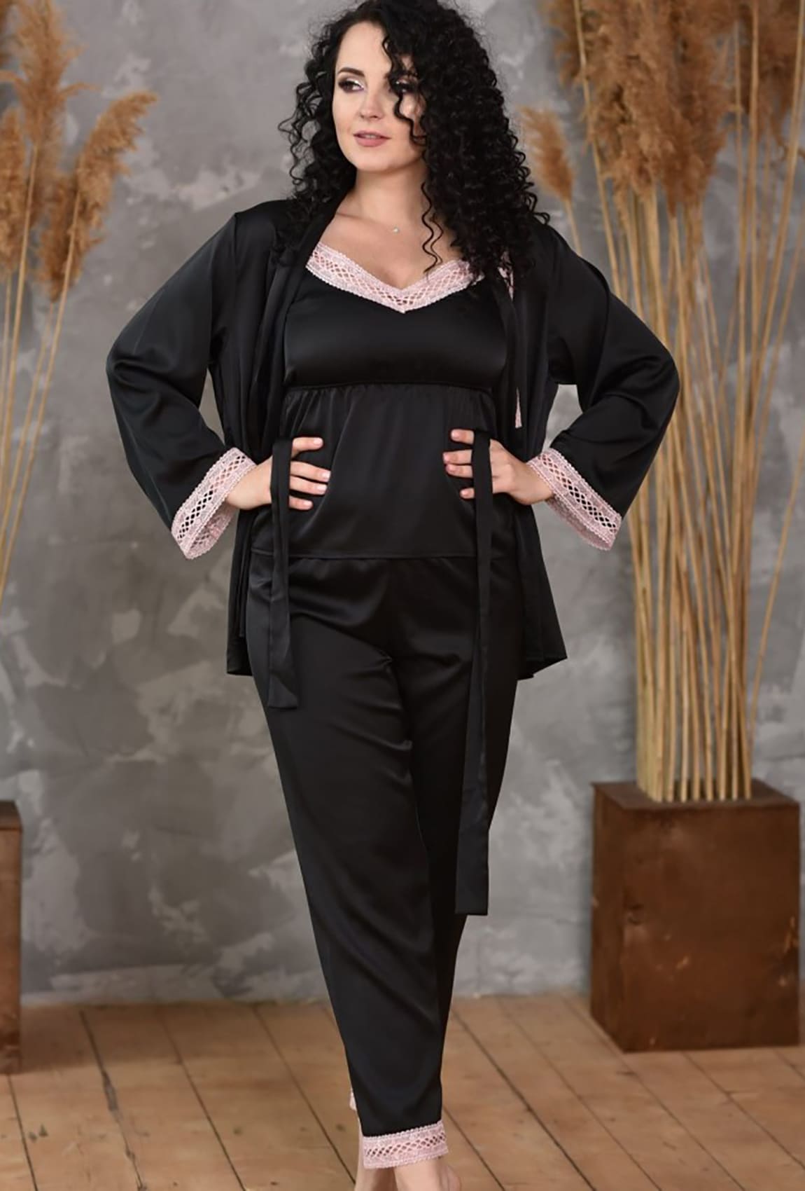 Черная шелковая пижама — 580237. Maritel. Изображенние 1 Черная шелковая пижама — 580237. Maritel. Изображенние 1