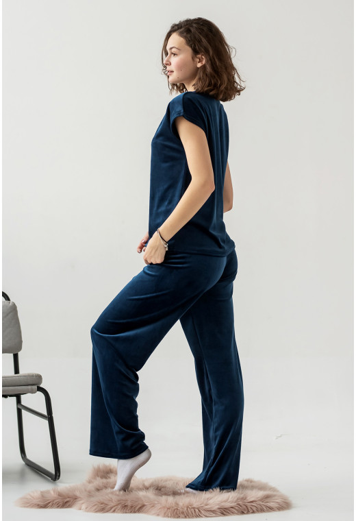 Синя велюрова піжама обрі з брюками —  170437. Maritel. Зображення 1 Синя велюрова піжама обрі з брюками —  170437. Maritel. Зображення 1