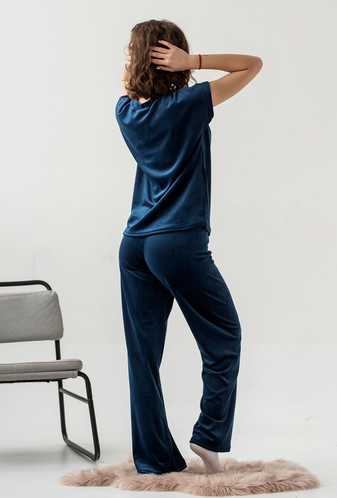 Синя велюрова піжама обрі з брюками —  170437. Maritel. Зображення 2