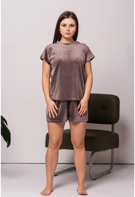 Бронзовая велюровая пижама обри с шортами — 159948. Maritel. Изображенние 2 Бронзовая велюровая пижама обри с шортами — 159948. Maritel. Изображенние 2