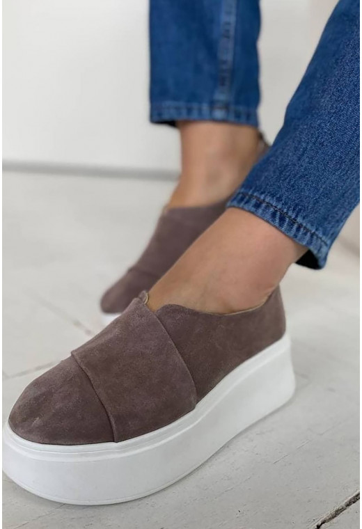 Бежево - темні замшеві туфлі Хелен — 295427. Maritel. Зображення 1 Бежево - темні замшеві туфлі Хелен — 295427. Maritel. Зображення 1