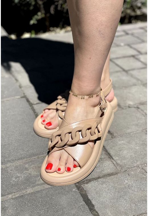 Бежеві босоніжки з ланцюгами — 966953. Maritel. Зображення 1 Бежеві босоніжки з ланцюгами — 966953. Maritel. Зображення 1