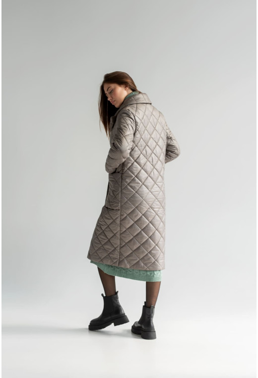 Пальто плащівка в ромб хакі — 609428. Maritel. Зображення 1 Пальто плащівка в ромб хакі — 609428. Maritel. Зображення 1